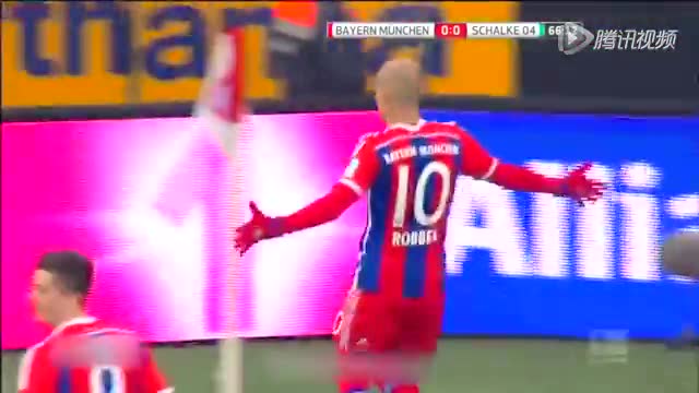  拜仁队长诺伊尔扑点建功，获评全场最佳  